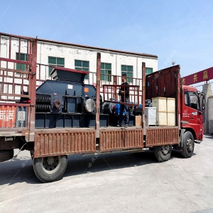 800x600型直連式對輥破碎機(jī)發(fā)往重慶