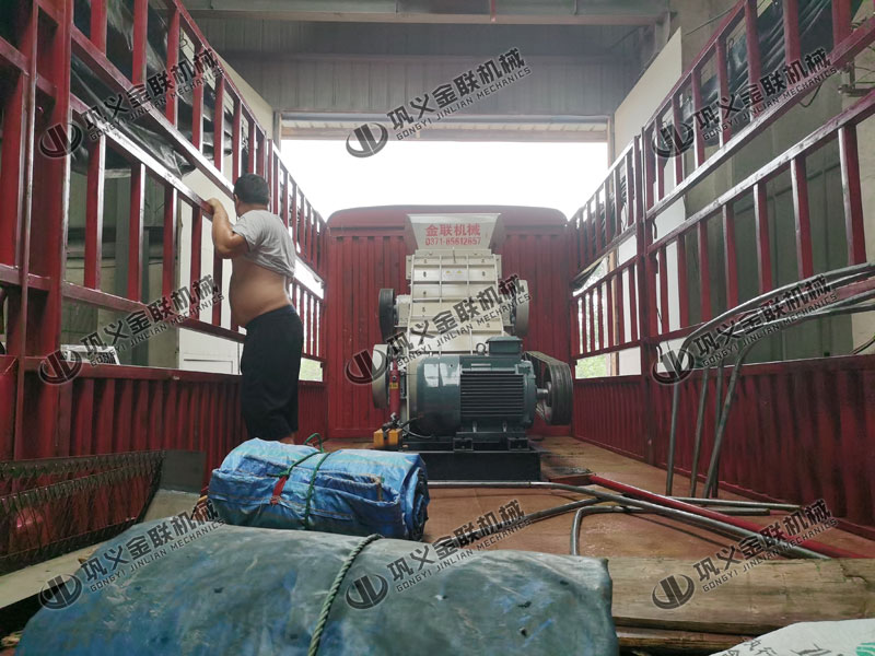 河南哪個廠家煤炭粉碎機(jī)品質(zhì)好，報價是多少？