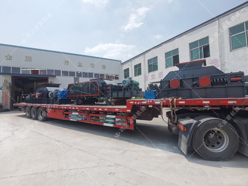 2PGC900X900雙齒輥破碎機發(fā)貨圖片_發(fā)往內蒙古赤峰_破碎煤 2PGC900X900雙齒輥破碎機發(fā)貨圖片_發(fā)往內蒙古赤峰_破碎煤